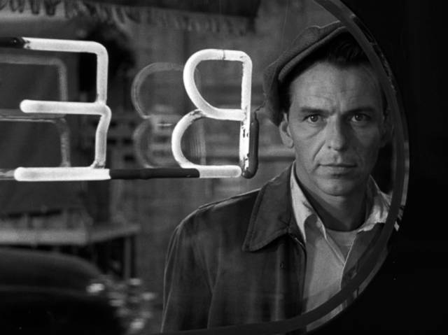Szene aus ‚Der Mann mit dem goldenen Arm (1955)‘